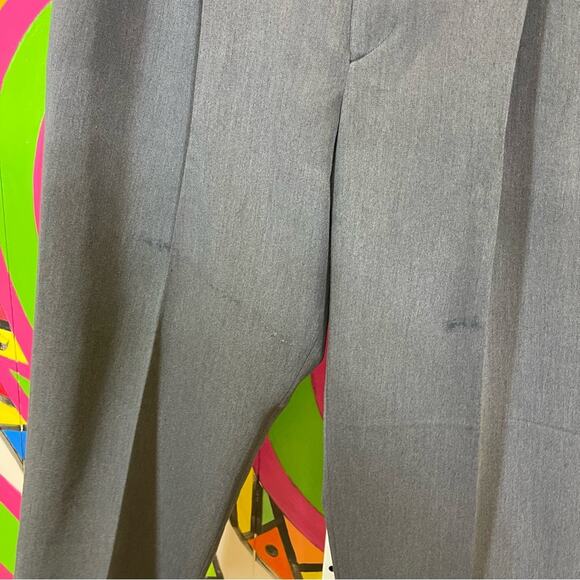 NWT, Chaps by Ralph Lauren Pleated Trousers. Size 40x30. - Picture 2 of 10